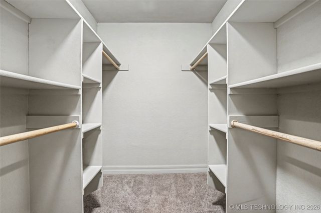 18415 S Hilltop Court, Claremore, OK 74017