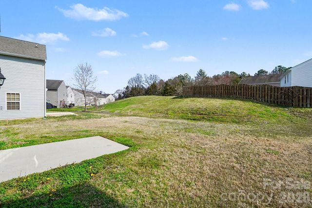 12814 Settlers Trail Court, Charlotte, NC 28278