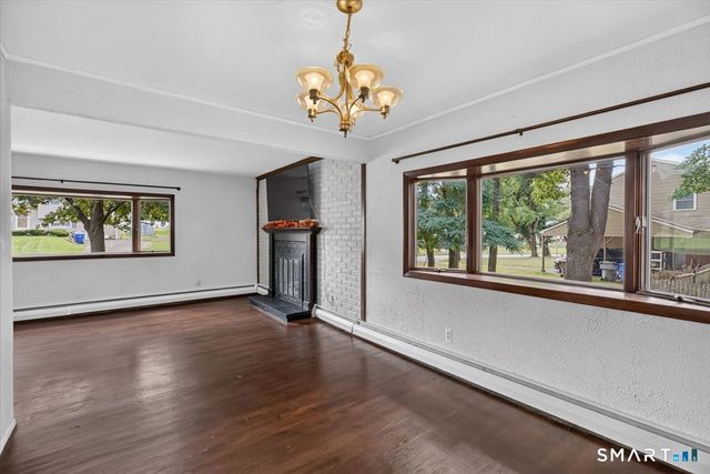 71 Brewster Road, Enfield, CT 06082