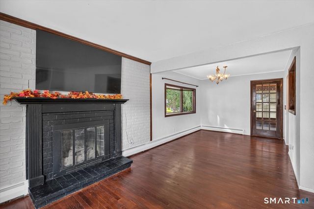 71 Brewster Road, Enfield, CT 06082