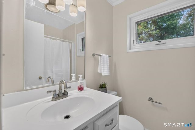 71 Brewster Road, Enfield, CT 06082