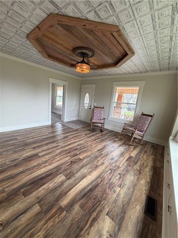 417 S 5th Street, Odessa, MO 65076