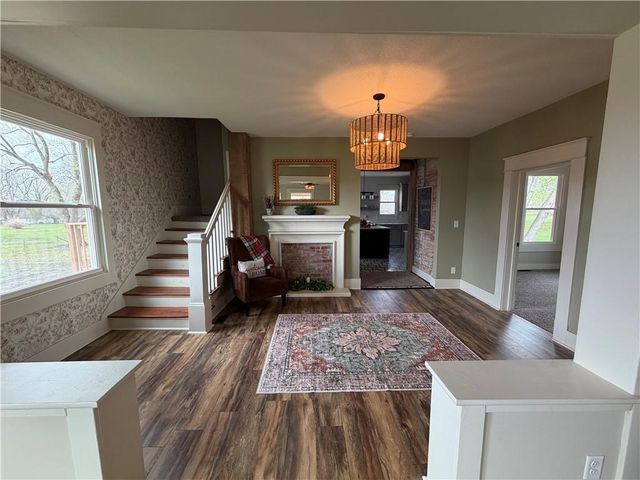 417 S 5th Street, Odessa, MO 65076