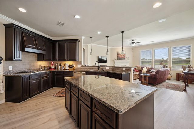 19314 Stanton Lake Dr, Cypress, TX 77433