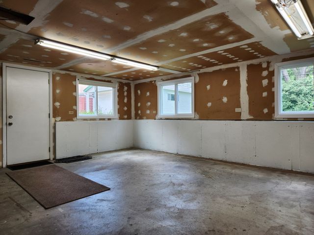 624 Maple Avenue, Lisle, IL 60532