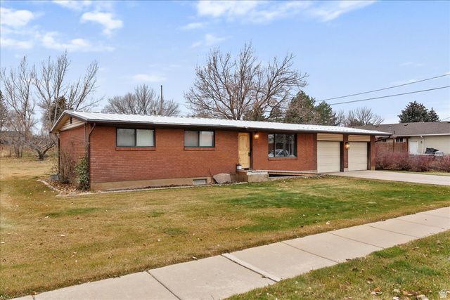 762 ANDERSON AVE, Hyrum, UT 84319