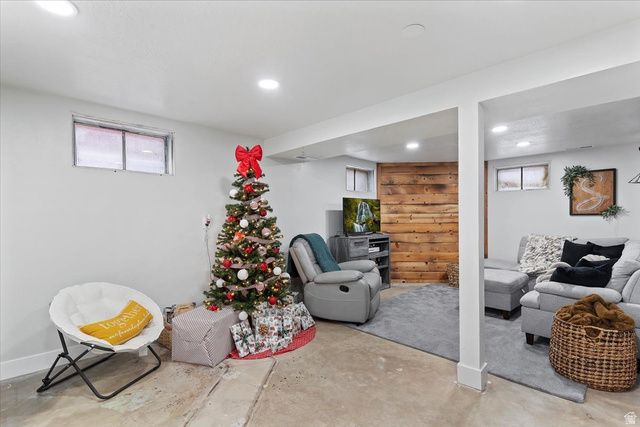 762 ANDERSON AVE, Hyrum, UT 84319