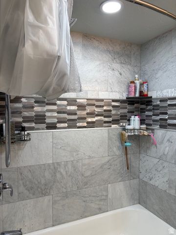 762 ANDERSON AVE, Hyrum, UT 84319