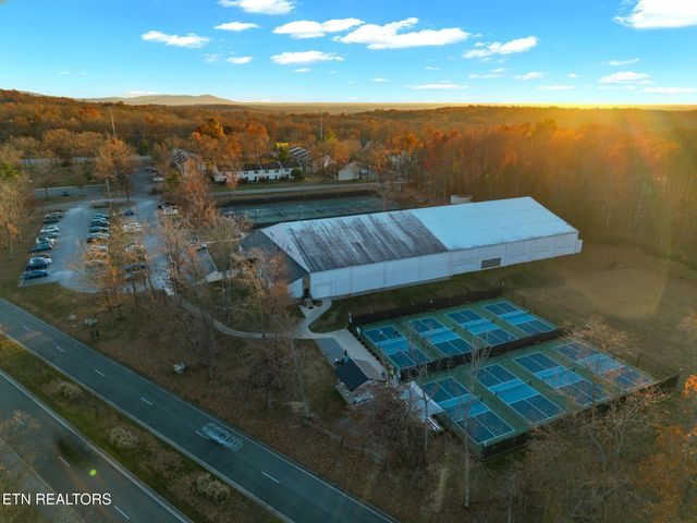 19 Inwood Drive, Crossville, TN 38558