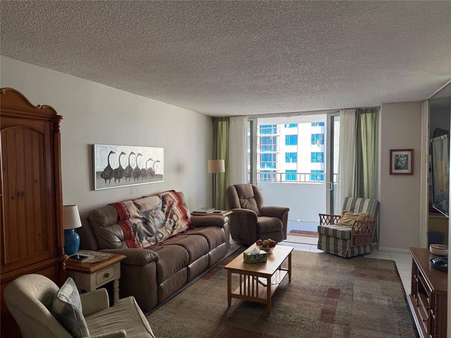 111 Briny Avenue 1909, Pompano Beach, FL 33062