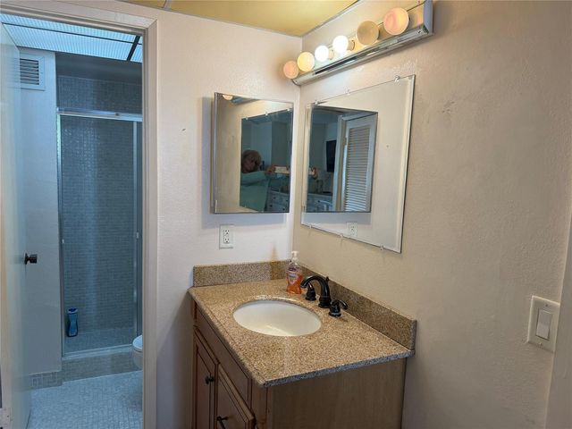 111 Briny Avenue 1909, Pompano Beach, FL 33062