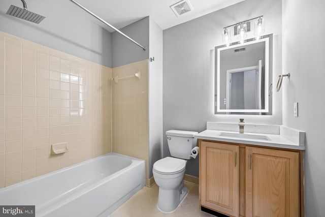 449 WINDING ROSE DR, Rockville, MD 20850