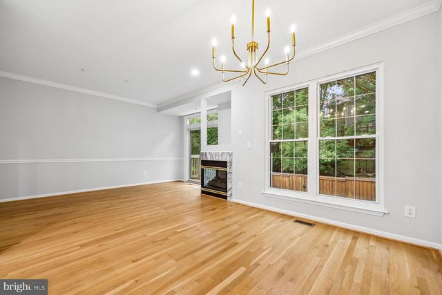 449 WINDING ROSE DR, Rockville, MD 20850