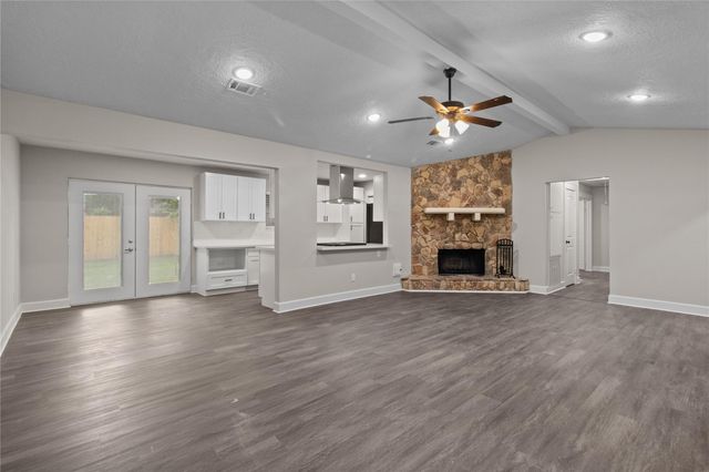 3319 Laurel Fork Drive, Kingwood, TX 77339