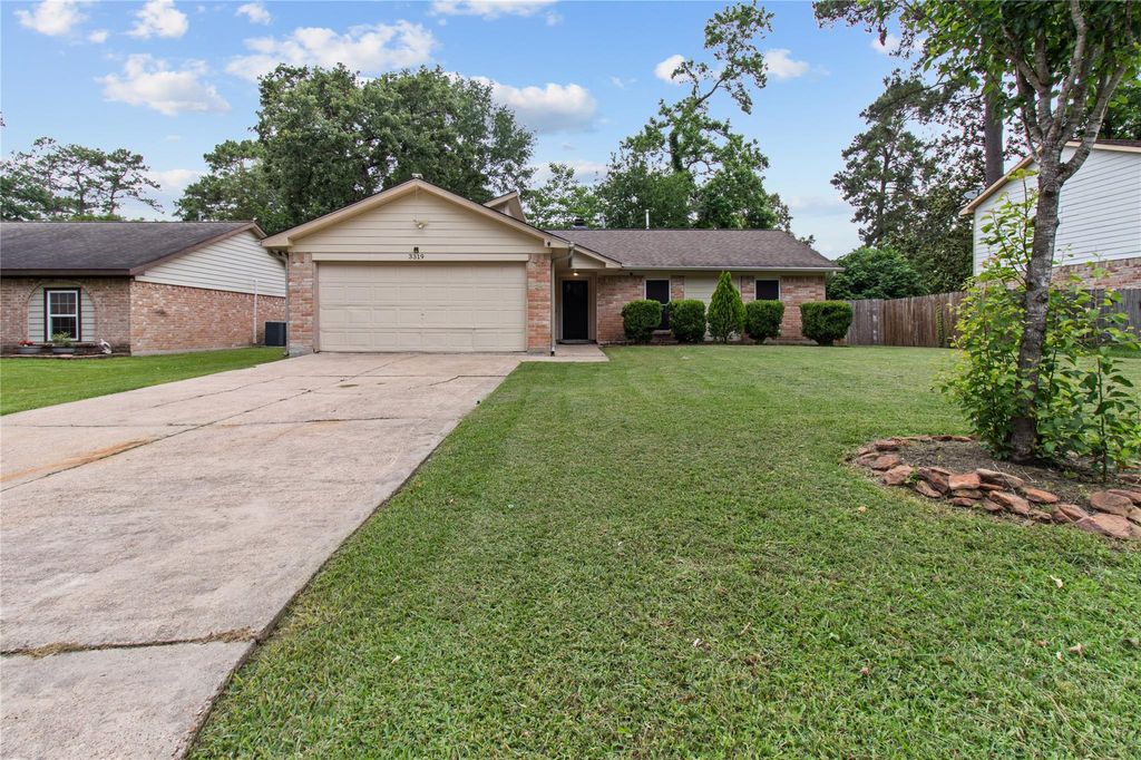 3319 Laurel Fork Drive, Kingwood, TX 77339
