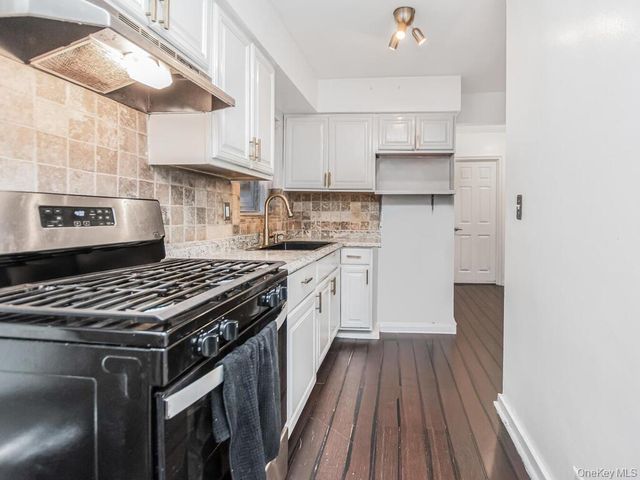 4190 E Tremont Avenue, Bronx, NY 10465