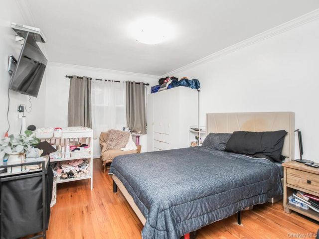 4190 E Tremont Avenue, Bronx, NY 10465