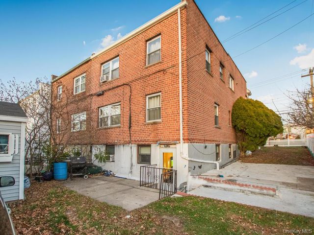 4190 E Tremont Avenue, Bronx, NY 10465