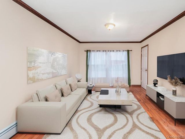 4190 E Tremont Avenue, Bronx, NY 10465