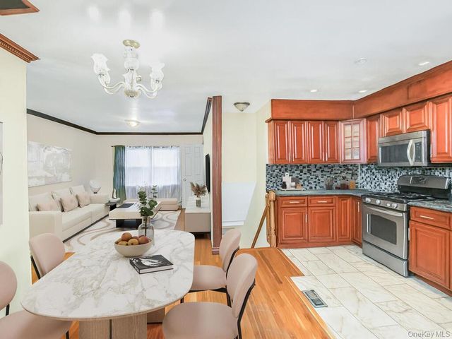 4190 E Tremont Avenue, Bronx, NY 10465