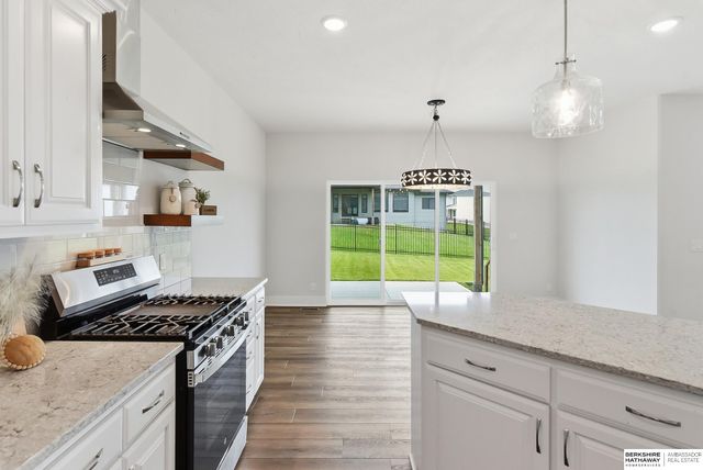 17012 Abigail Street, Bennington, NE 68007