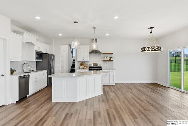 17012 Abigail Street, Bennington, NE 68007