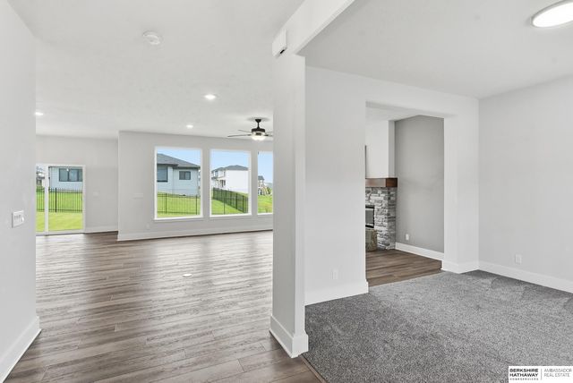17012 Abigail Street, Bennington, NE 68007