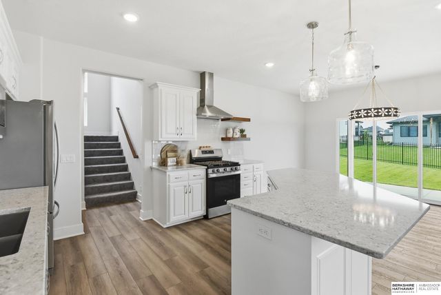 17012 Abigail Street, Bennington, NE 68007