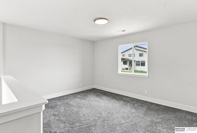 17012 Abigail Street, Bennington, NE 68007