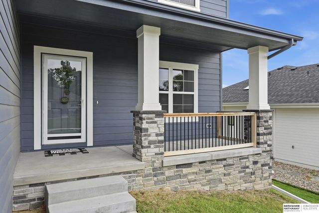 17012 Abigail Street, Bennington, NE 68007