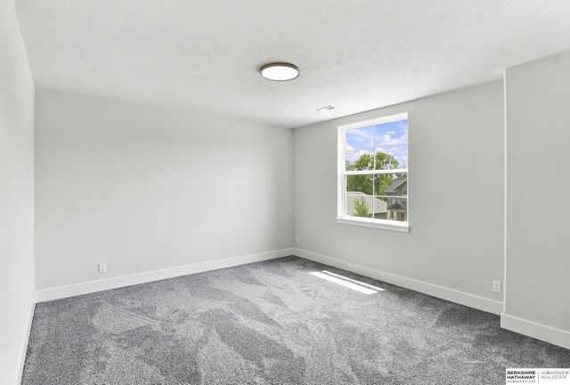 17012 Abigail Street, Bennington, NE 68007