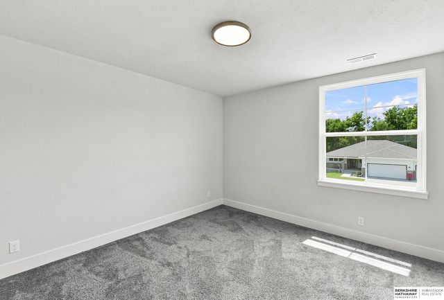 17012 Abigail Street, Bennington, NE 68007