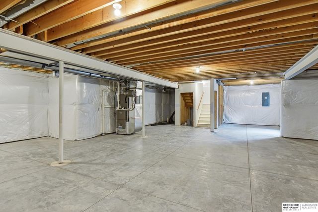 17012 Abigail Street, Bennington, NE 68007