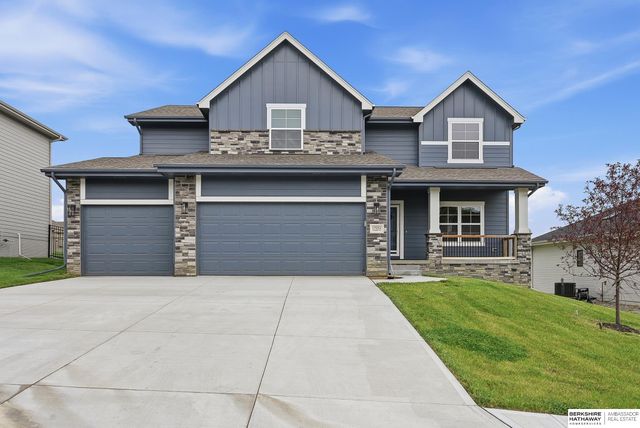 17012 Abigail Street, Bennington, NE 68007