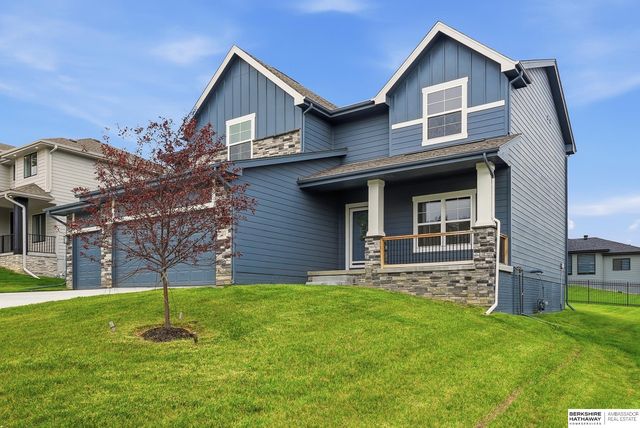 17012 Abigail Street, Bennington, NE 68007