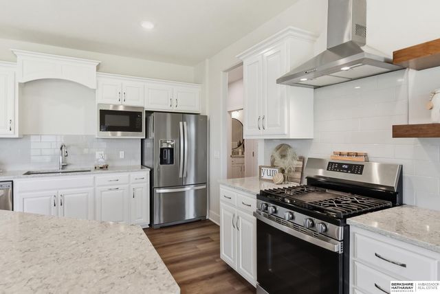 17012 Abigail Street, Bennington, NE 68007