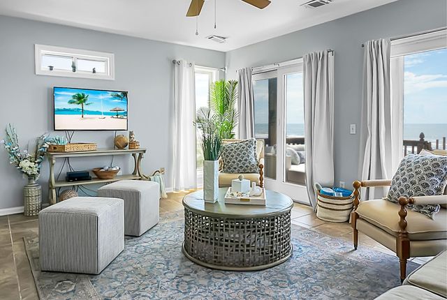 519 E Arctic Avenue, Folly Beach, SC 29439