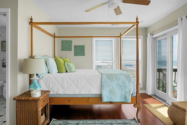 519 E Arctic Avenue, Folly Beach, SC 29439