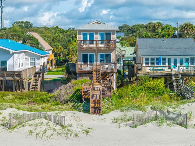 519 E Arctic Avenue, Folly Beach, SC 29439