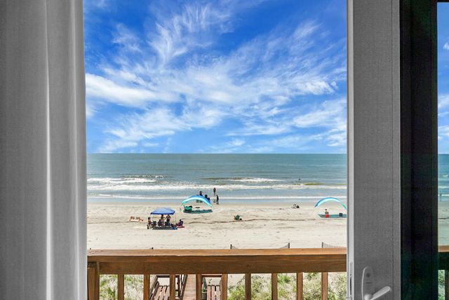 519 E Arctic Avenue, Folly Beach, SC 29439