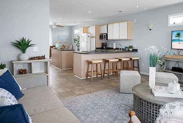 519 E Arctic Avenue, Folly Beach, SC 29439