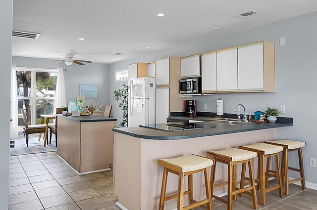 519 E Arctic Avenue, Folly Beach, SC 29439