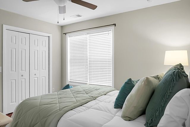 519 E Arctic Avenue, Folly Beach, SC 29439