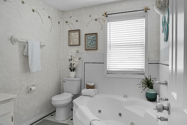 519 E Arctic Avenue, Folly Beach, SC 29439