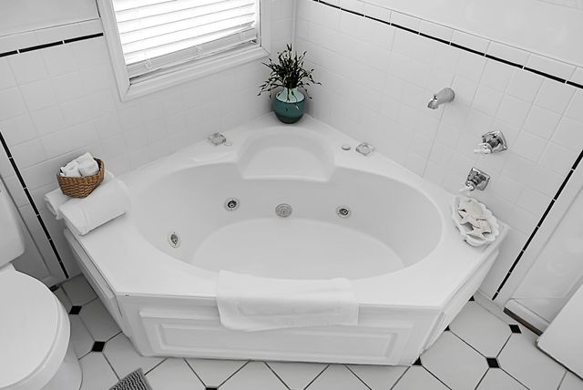 519 E Arctic Avenue, Folly Beach, SC 29439