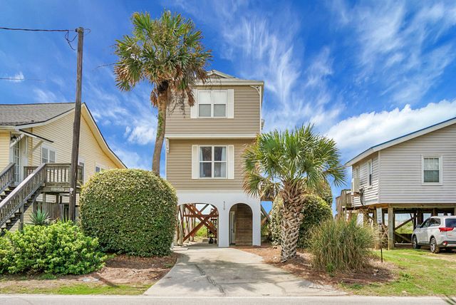 519 E Arctic Avenue, Folly Beach, SC 29439