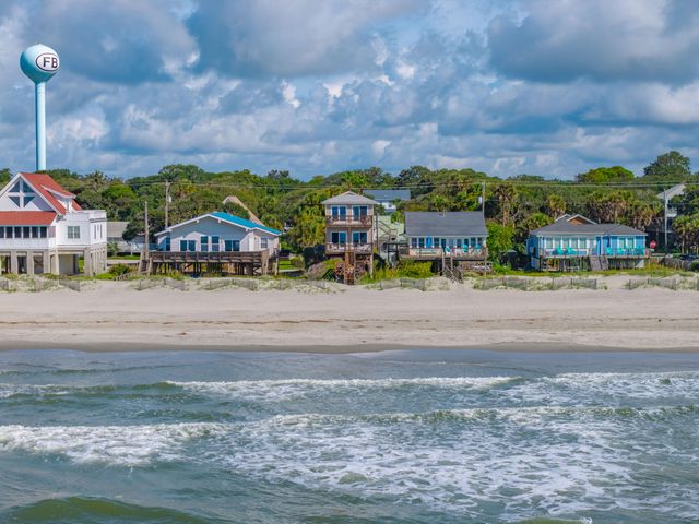 519 E Arctic Avenue, Folly Beach, SC 29439