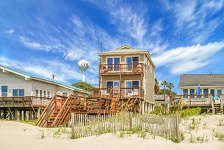519 E Arctic Avenue, Folly Beach, SC 29439