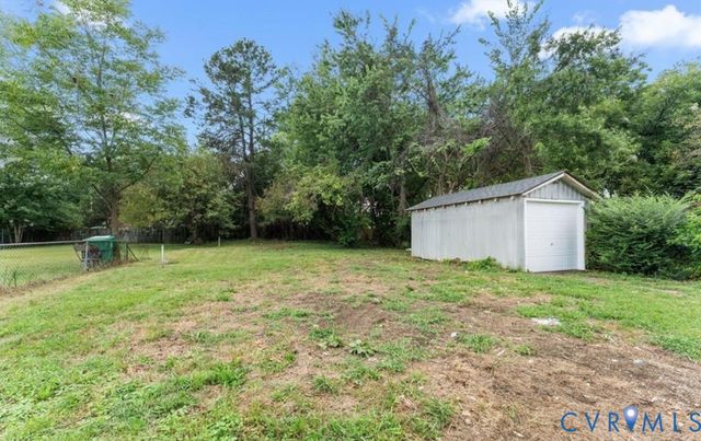 222 Elm St, Petersburg, VA 23803