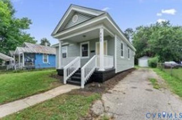 222 Elm St, Petersburg, VA 23803
